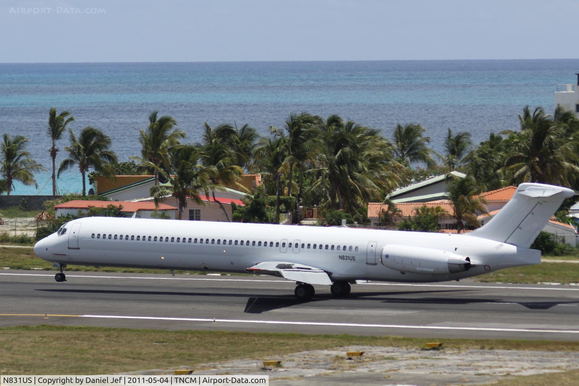 N831US, 1989 McDonnell Douglas MD-83 (DC-9-83) C/N 49791, N831US landing at TNCM