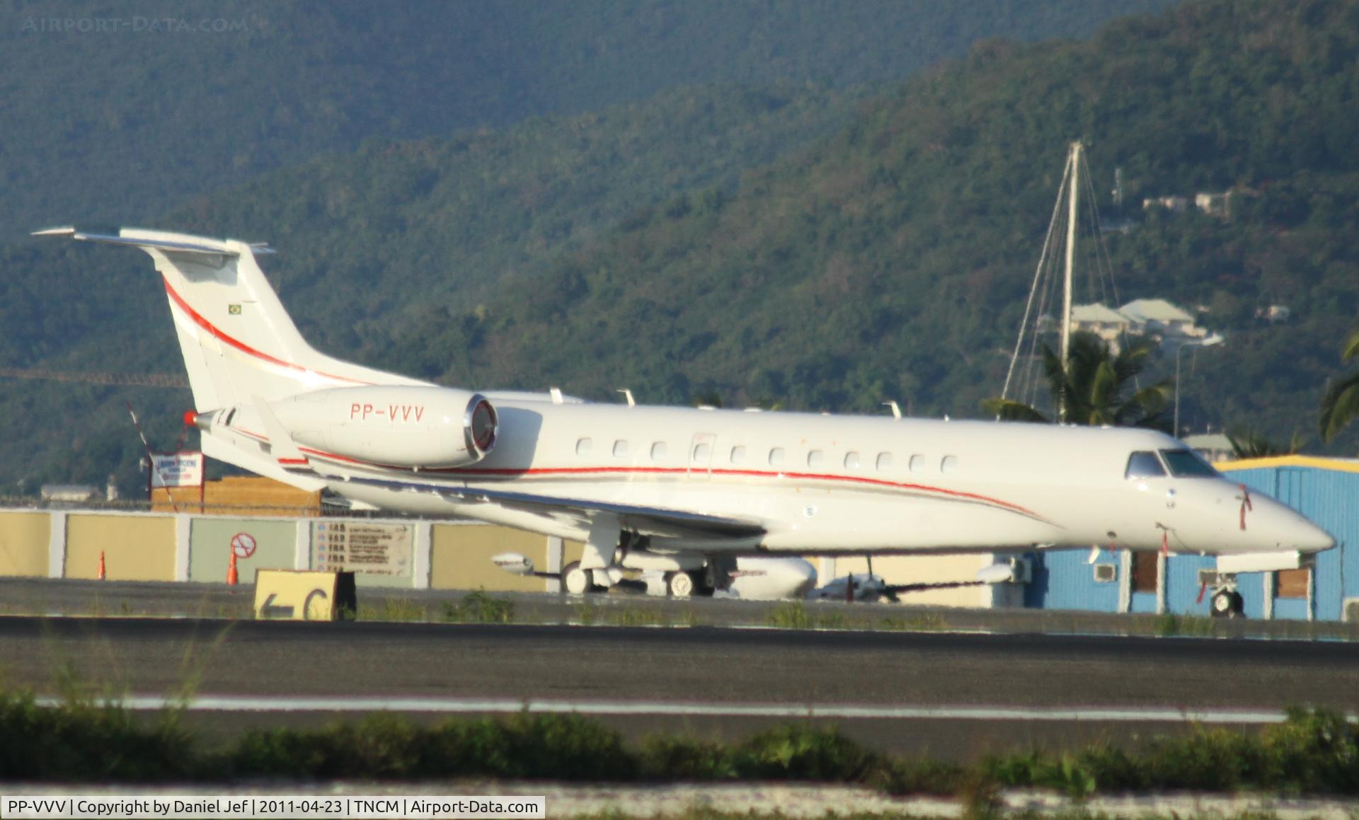 PP-VVV, 2009 Embraer EMB-135BJ Legacy 600 C/N 14501099, PP-VVV park on the main ramp at TNCM