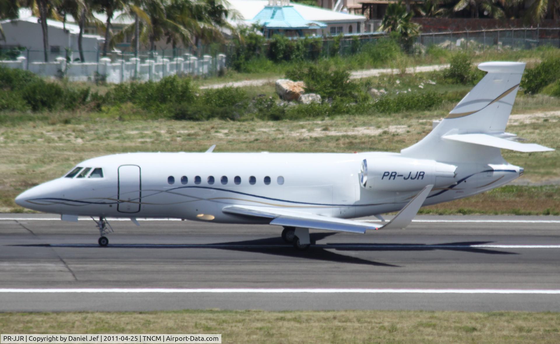 PR-JJR, 2010 Dassault Falcon 2000LX C/N 218, PR-JJR departing TNCM