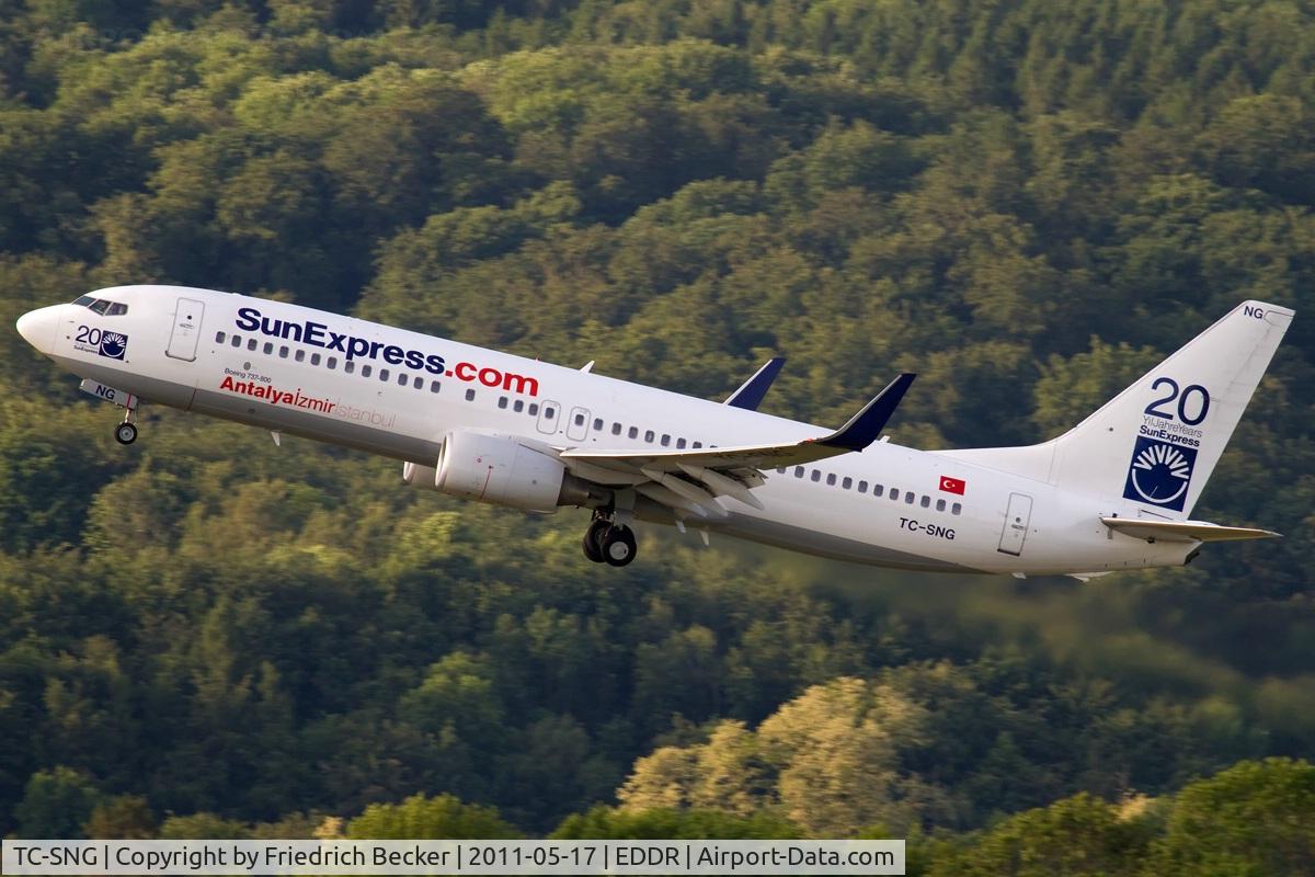 TC-SNG, 2008 Boeing 737-8HC C/N 36530, departure to Berlin via RW27