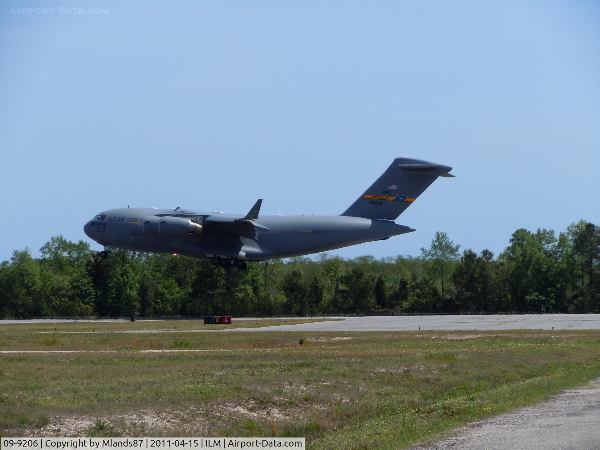 09-9206, 2010 Boeing C-17A Globemaster III C/N 50230/F229/P206, C-17 coming in for the Costal Carolina Airshow