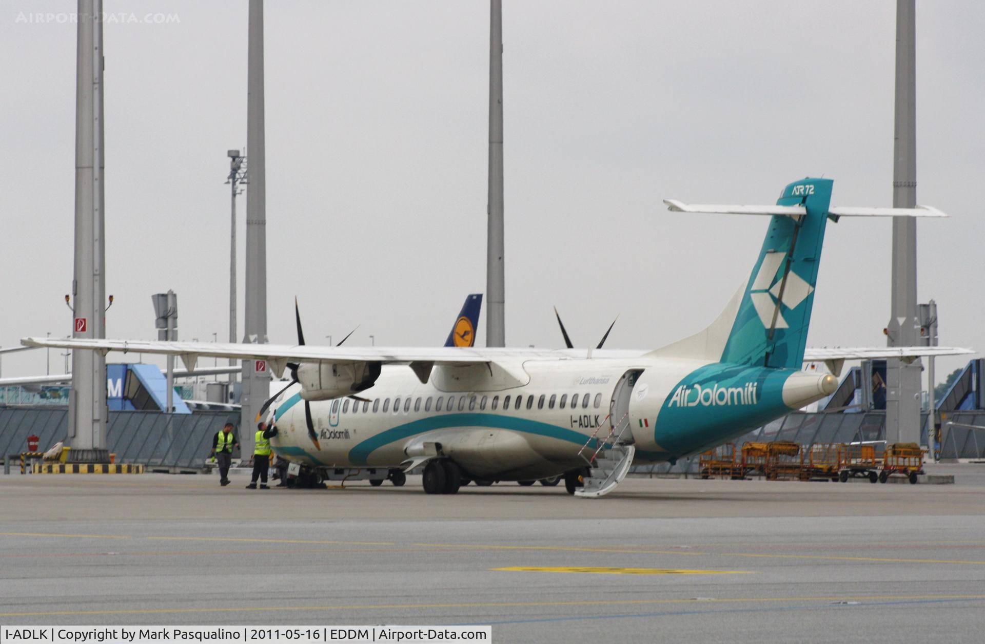 I-ADLK, 2004 ATR 72-212A C/N 706, ATR 72-200