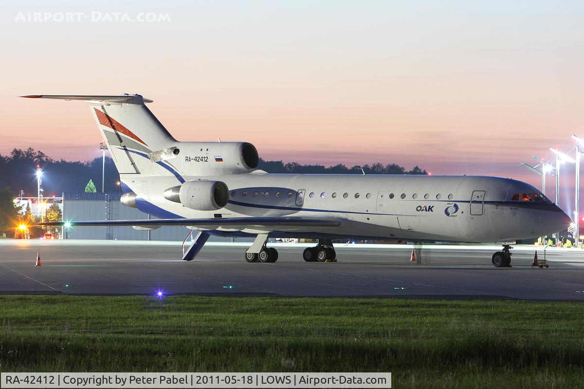 RA-42412, Yakovlev Yak-42D C/N 4520422219055, Special in SZG