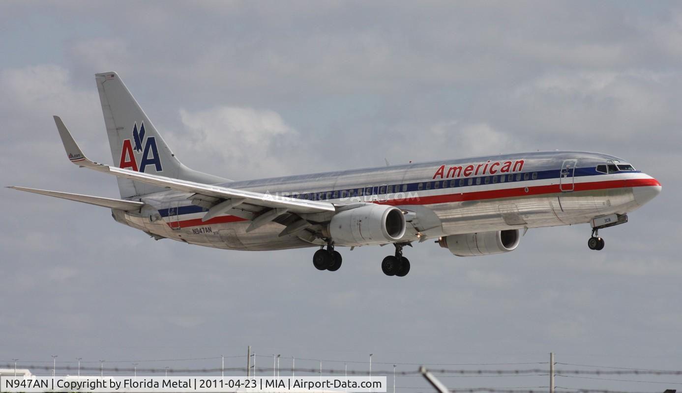 N947AN, 2000 Boeing 737-823 C/N 29536, American 737-800