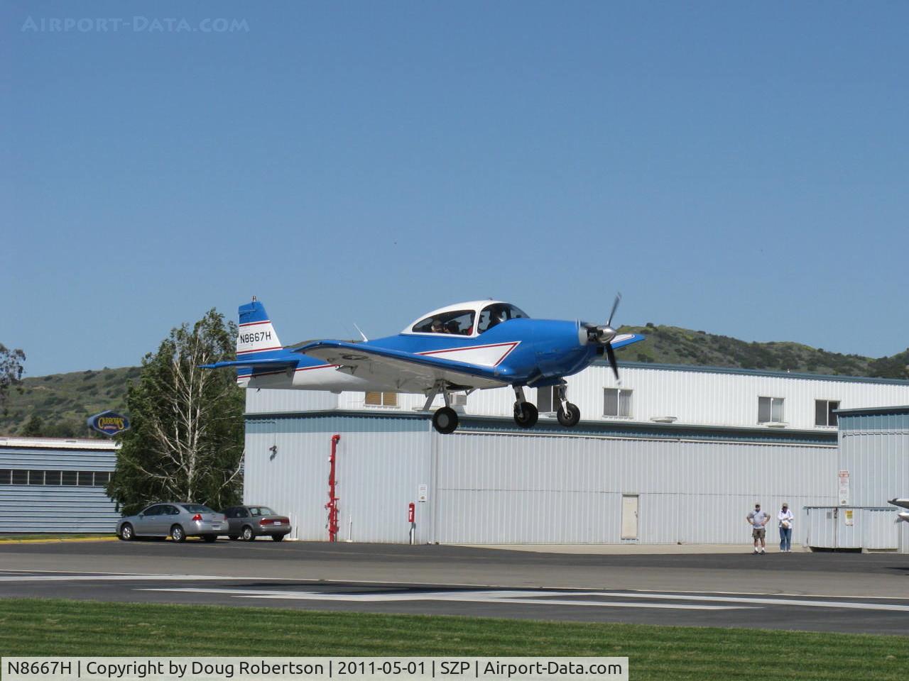 N8667H, 1947 North American Navion C/N NAV-4-667, 1947 North American NAVION, Continental IO-520 285 Hp upgrade, landing Rwy 04 with Young Eagles riders