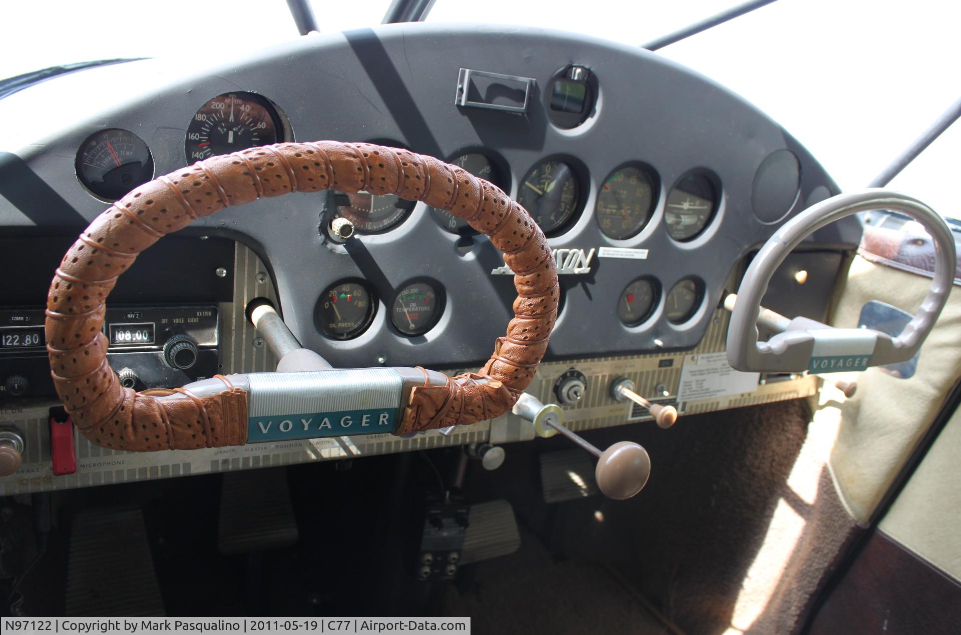 N97122, 1946 Stinson 108-1 Voyager C/N 108-1122, Stinson 108-1