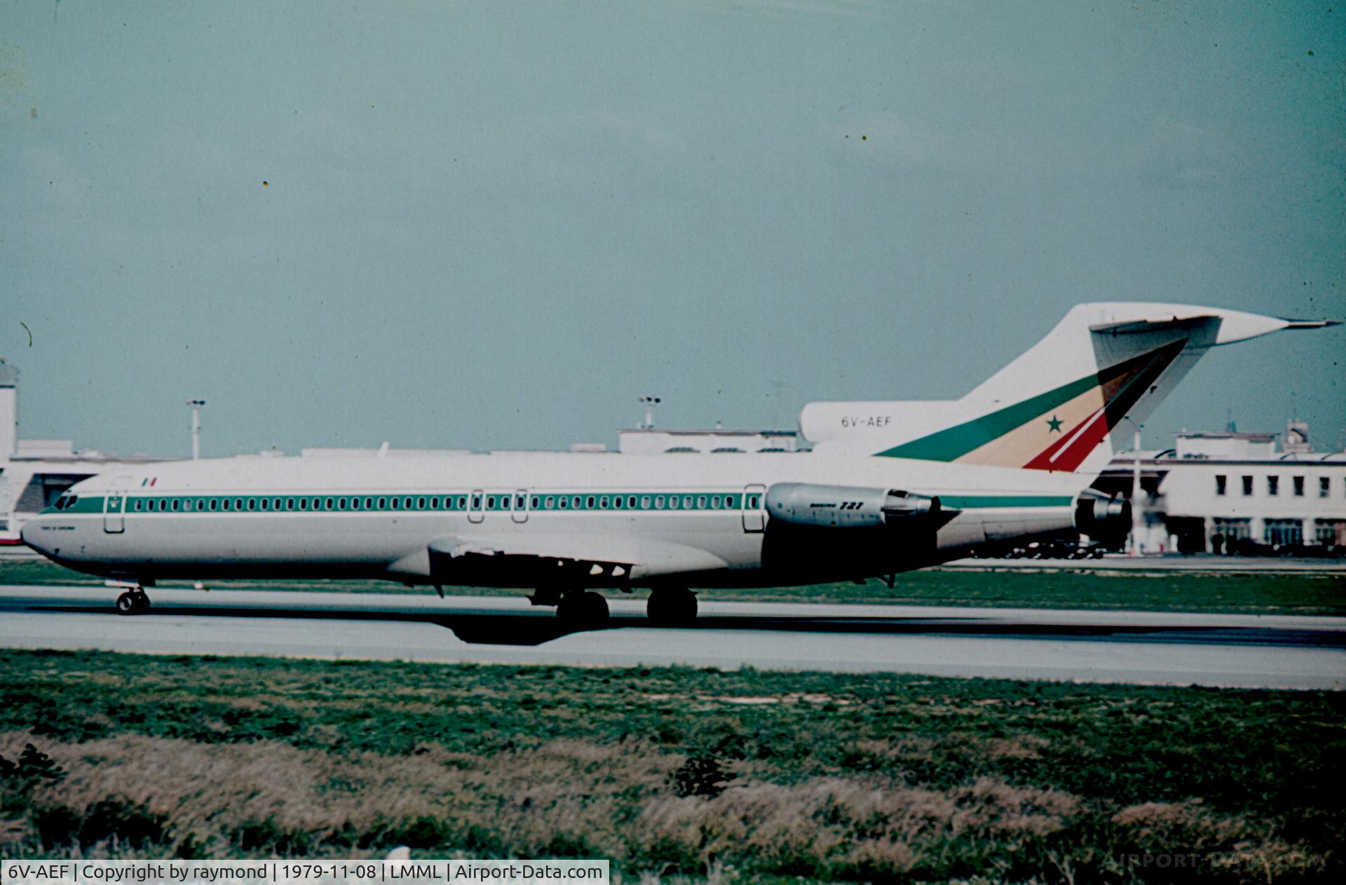 6V-AEF, 1975 Boeing 727-2M1 C/N 21091, B727 6V-AEF Govt of Senegal