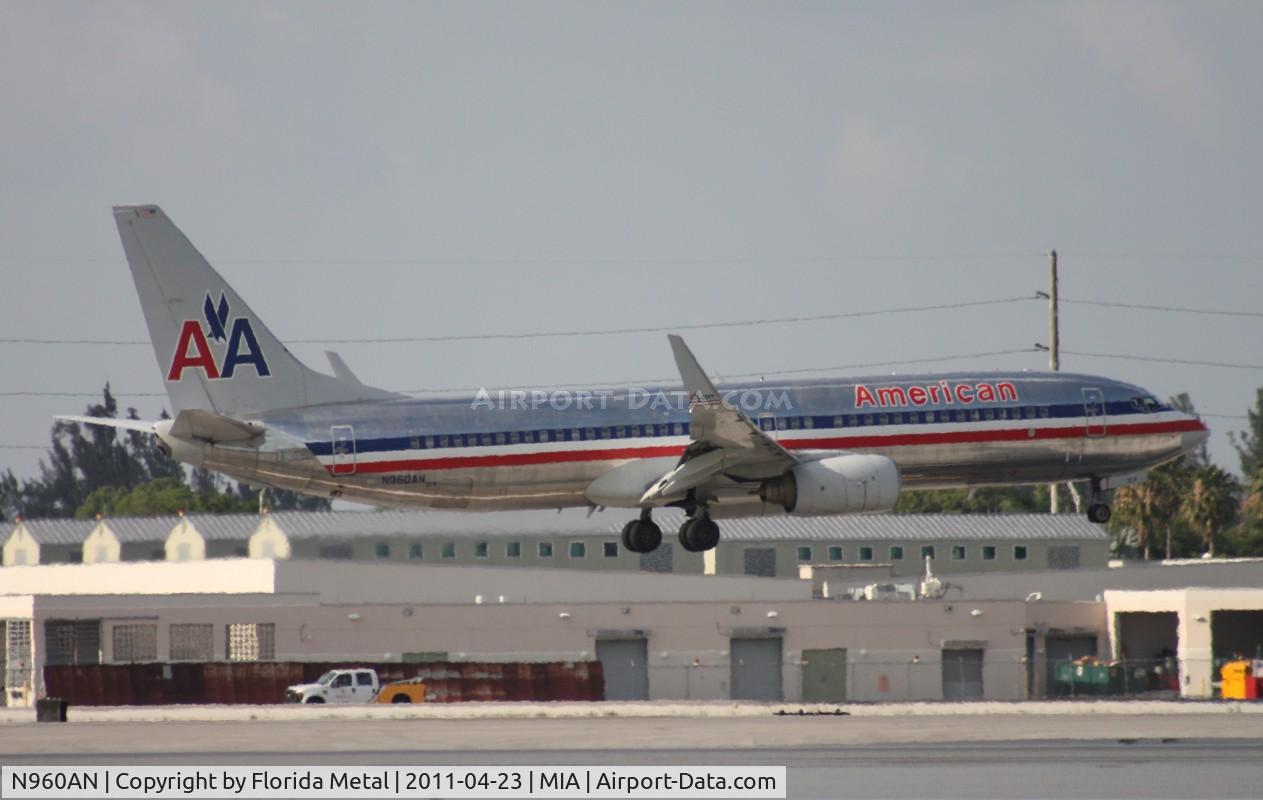 N960AN, 2001 Boeing 737-823 C/N 29542, American 737-800