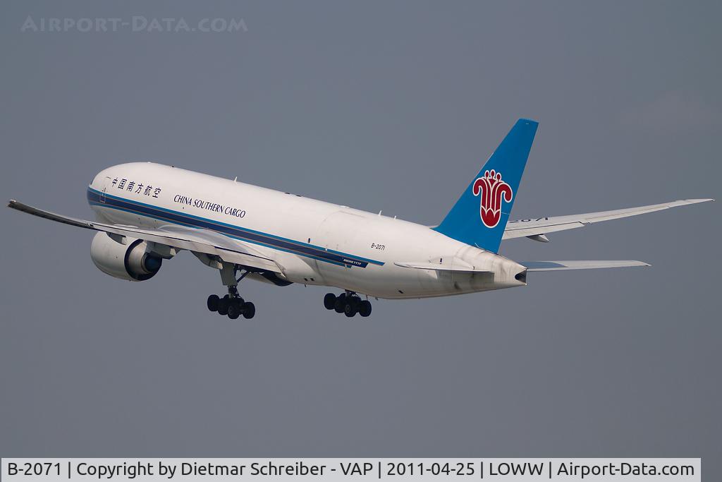 B-2071, 2009 Boeing 777-F1B C/N 37309, China Southern Boeing 777-200