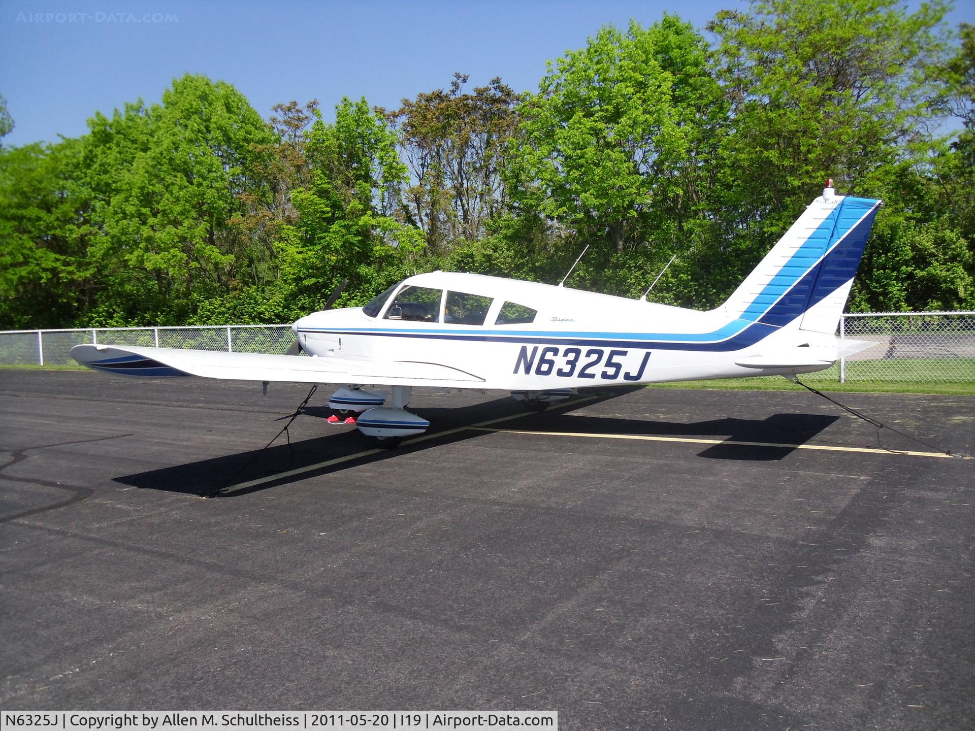 N6325J, 1968 Piper PA-28-180 C/N 28-4733, 1968 Piper PA-28-180