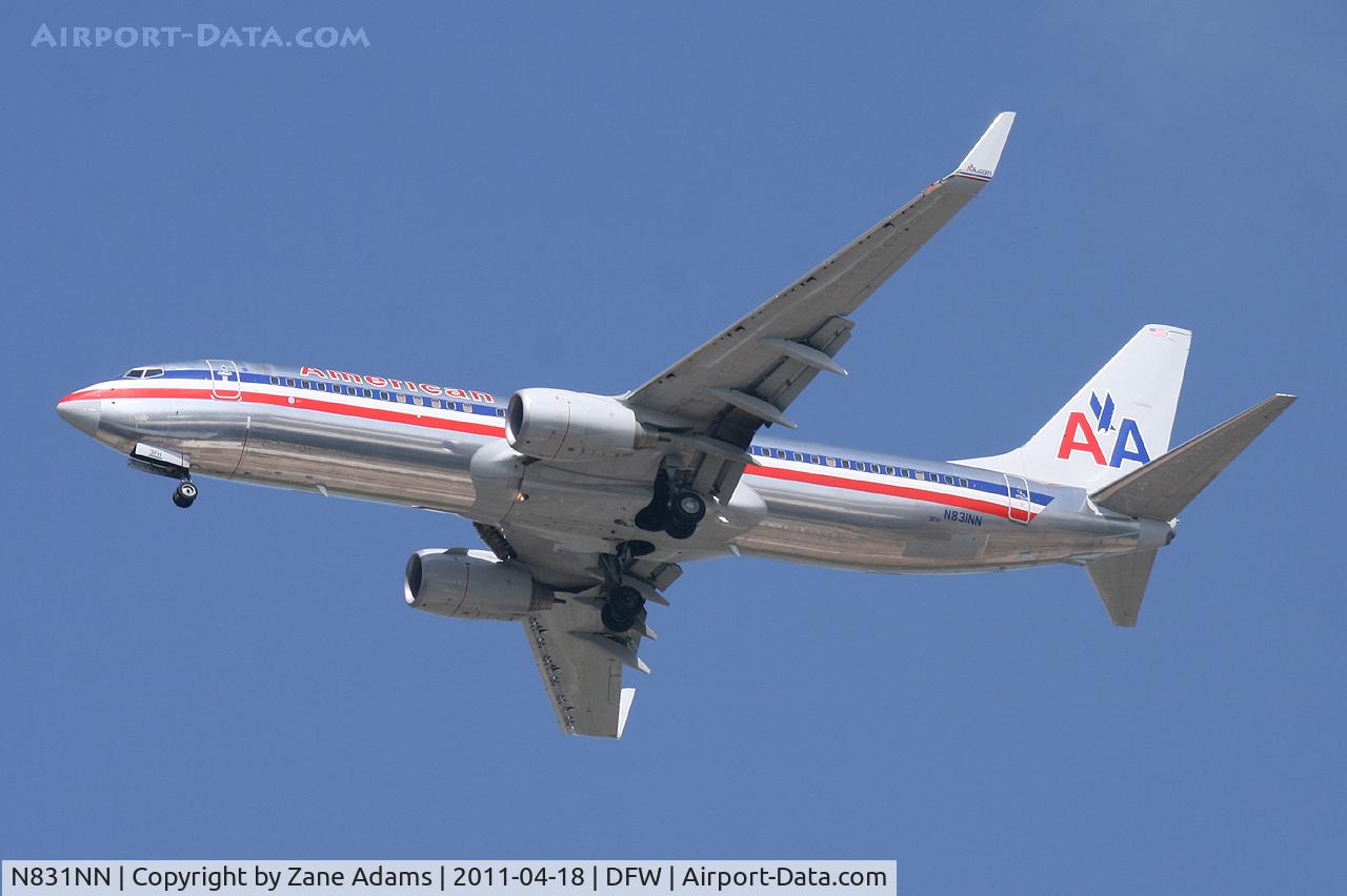 N831NN, 2010 Boeing 737-823 C/N 33211, American Airlines on final approach at DFW Airport, TX