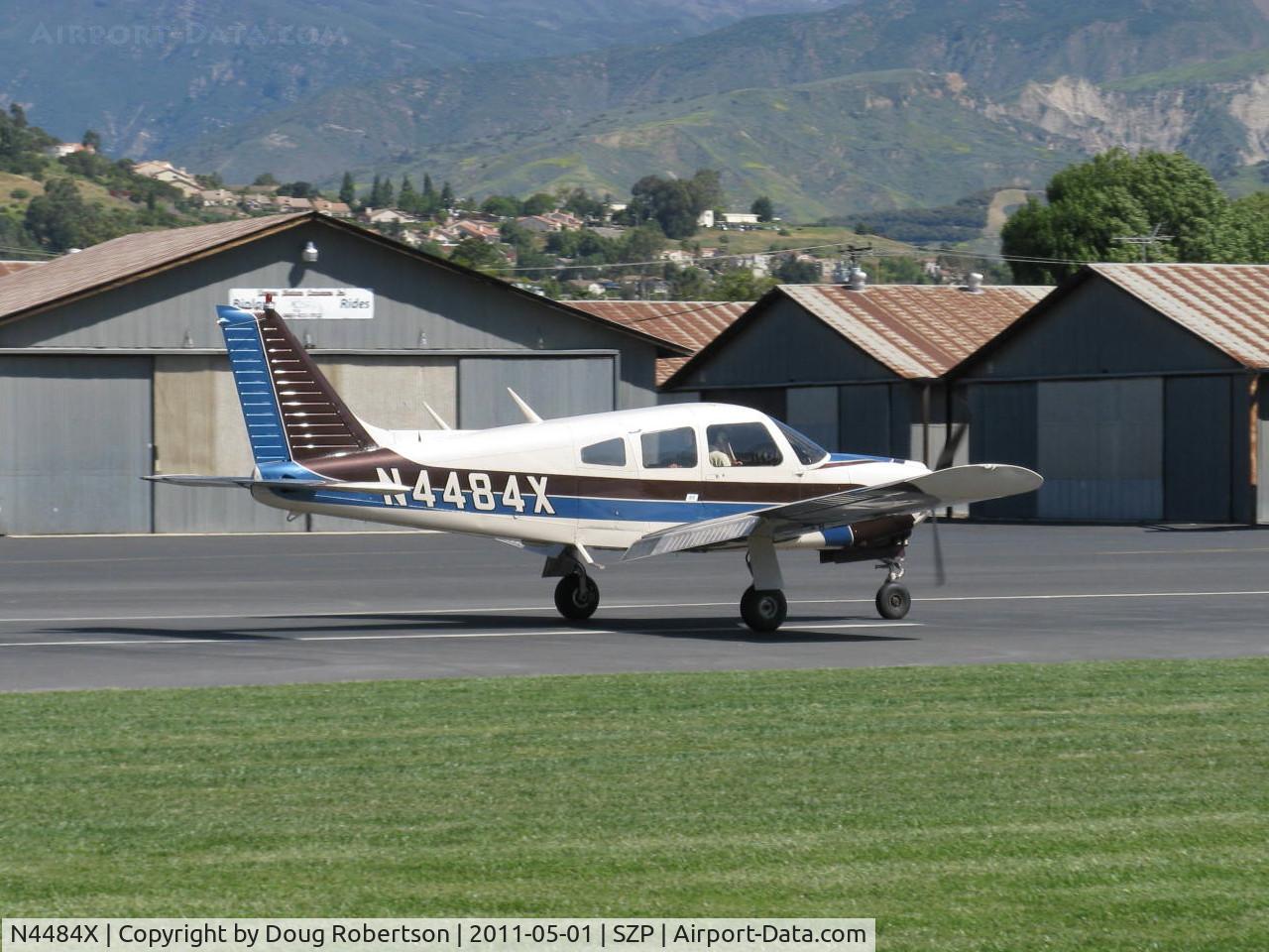 N4484X, 1975 Piper PA-28R-200 Cherokee Arrow II C/N 28R-7635056, 1975 Piper PA-28R-200B ARROW II, Lycoming IO-360-C1C 200 Hp, landing roll Rwy 04