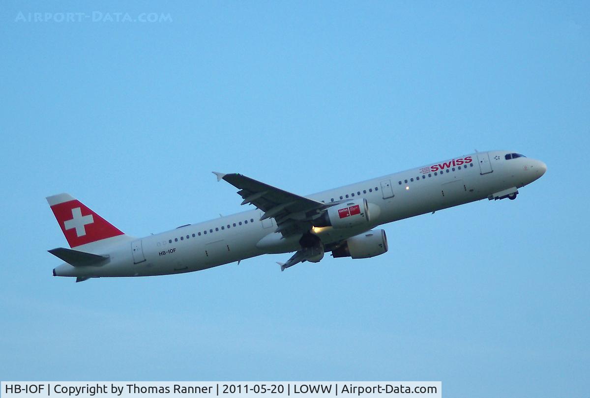 HB-IOF, 1995 Airbus A321-111 C/N 541, Swiss Airbus A321