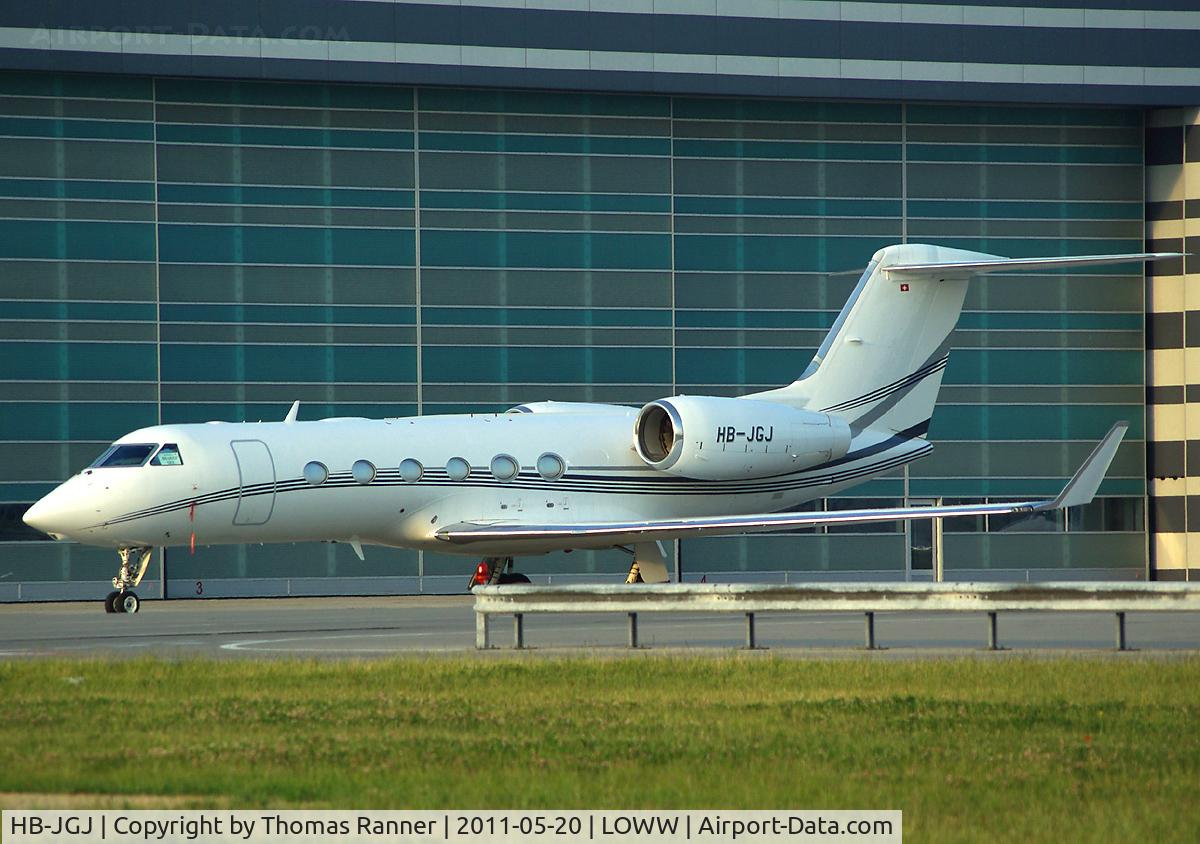 HB-JGJ, 2008 Gulfstream Aerospace GIV-X (G450) C/N 4122, Gulfstream G450