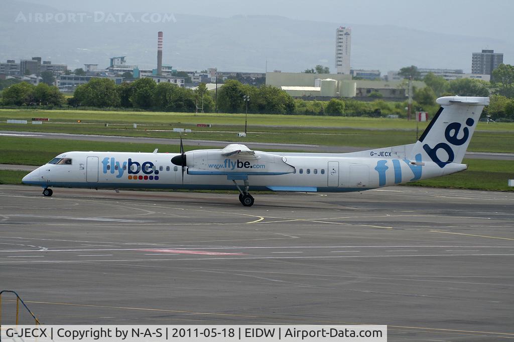 G-JECX, 2007 De Havilland Canada DHC-8-402Q Dash 8 C/N 4155, Arriving