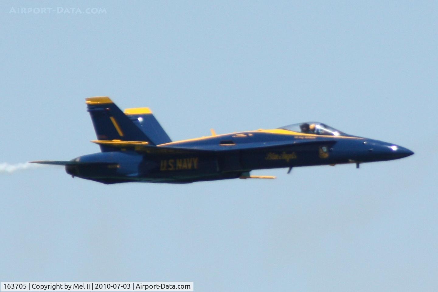 163705, 1988 McDonnell Douglas F/A-18C Hornet C/N 0767/C067, Blue Angel #1 - 2010 National Cherry Festival Air Show