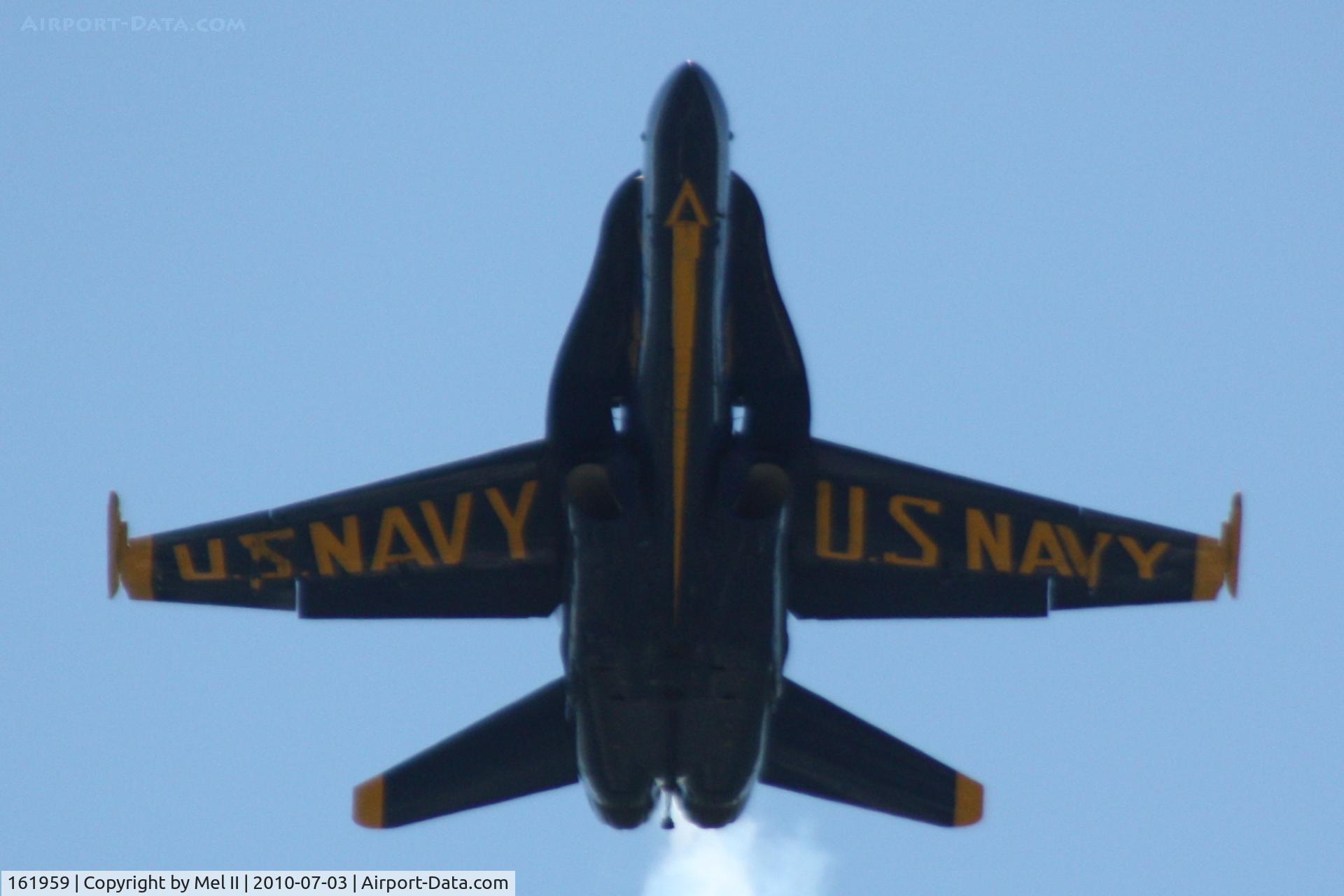 161959, McDonnell Douglas F/A-18A Hornet C/N 0170/A133, Blue Angel #3 - 2010 National Cherry Festival Air Show