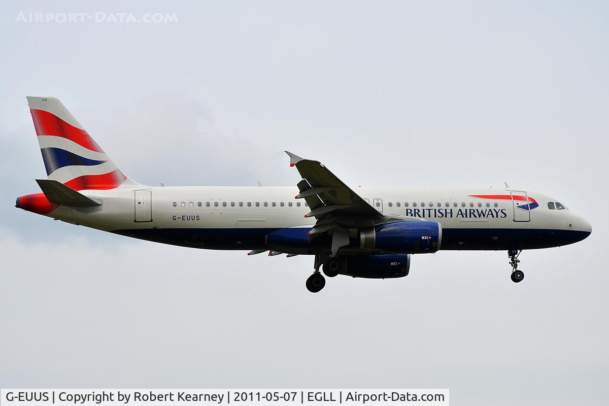 G-EUUS, 2007 Airbus A320-232 C/N 3301, On approach to r/w 09L
