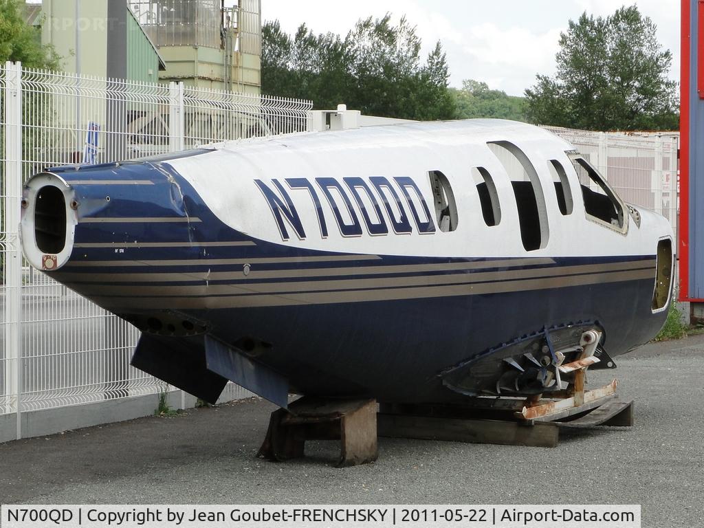 N700QD, 2001 Socata TBM-700 C/N 174, Accidents at Reading Regional Airport
Saturday, December 6, 2003
photo at Bordeaux/France