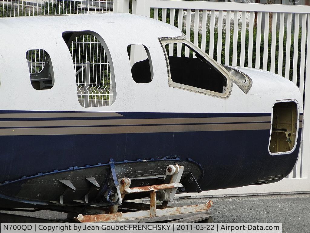 N700QD, 2001 Socata TBM-700 C/N 174, Accidents at Reading Regional Airport Saturday, December 6, 2003 photo at Bordeaux/France