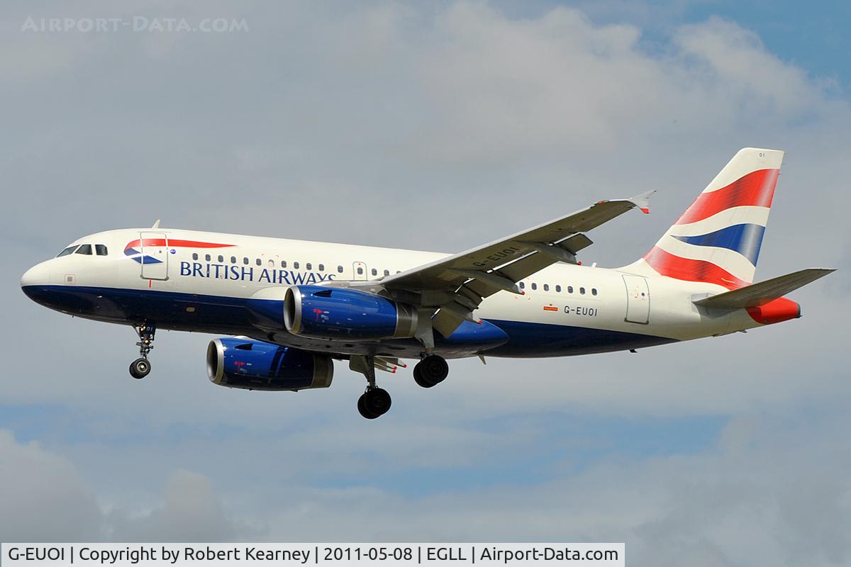 G-EUOI, 2001 Airbus A319-131 C/N 1606, On approach to r/w 27L