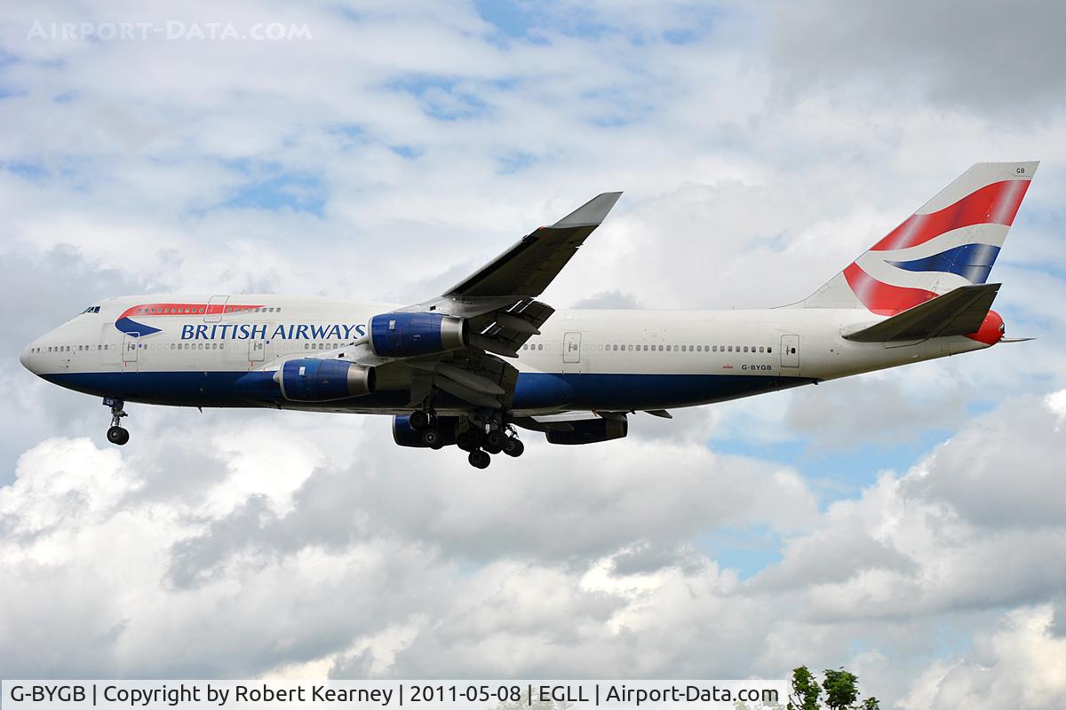 G-BYGB, 1999 Boeing 747-436 C/N 28856, On approach to r/w 27L