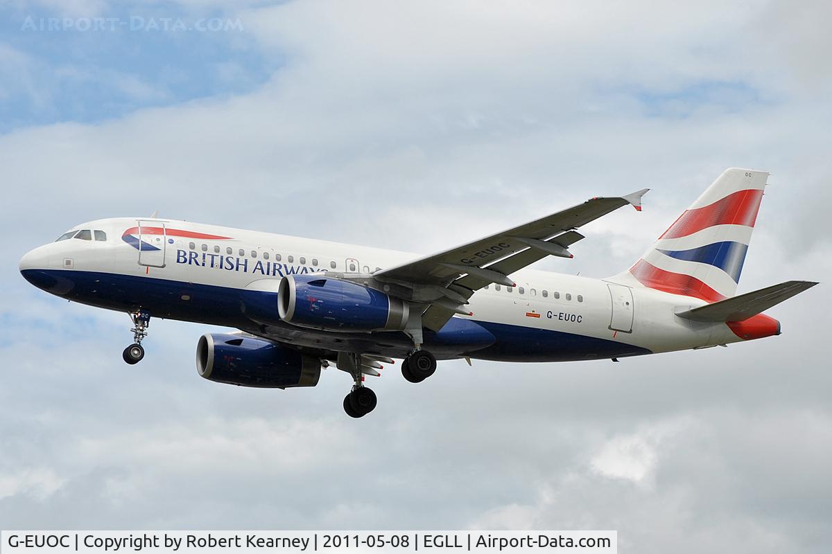 G-EUOC, 2001 Airbus A319-131 C/N 1537, On approach to r/w 27L