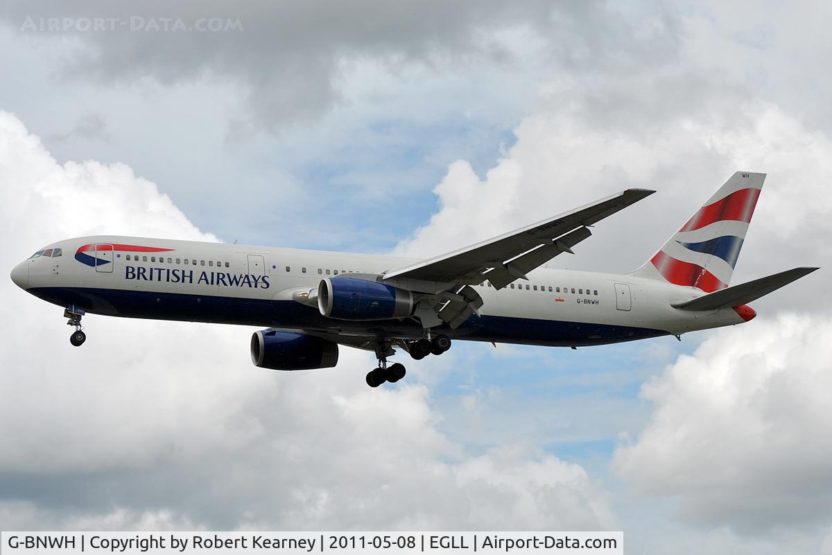 G-BNWH, 1990 Boeing 767-336 C/N 24340, On approach to r/w 27L