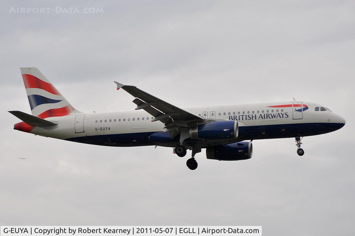 G-EUYA, 2008 Airbus A320-232 C/N 3697, On approach to r/w 09L