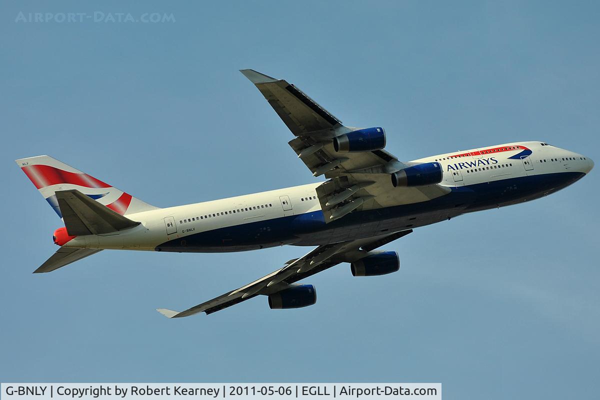 G-BNLY, 1993 Boeing 747-436 C/N 27090, Coming off r/w 09R
