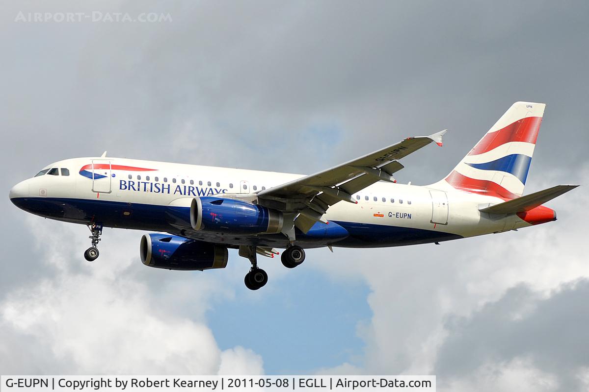 G-EUPN, 2000 Airbus A319-131 C/N 1261, On approach to r/w 27L