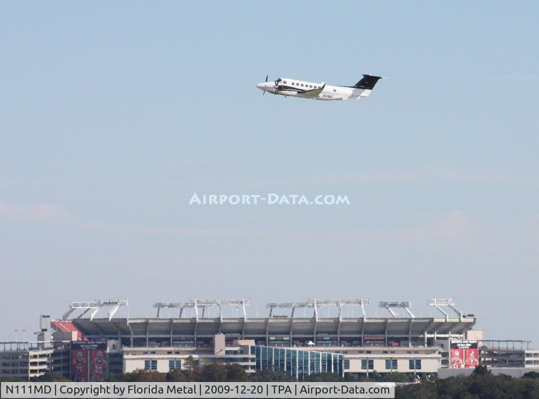 N111MD, Hawker Beechcraft 350 King Air (B300) C/N FL-547, Beech 350