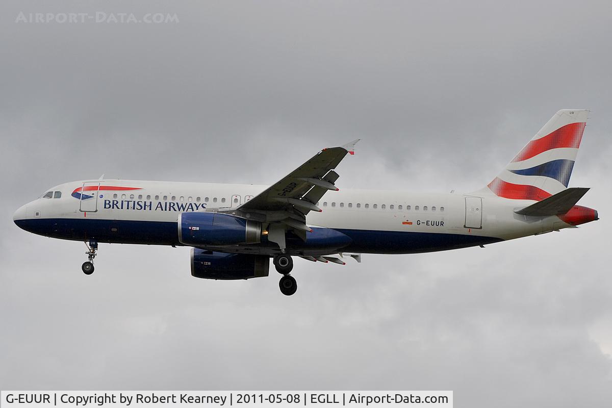 G-EUUR, 2003 Airbus A320-232 C/N 2040, On approach to r/w 27L