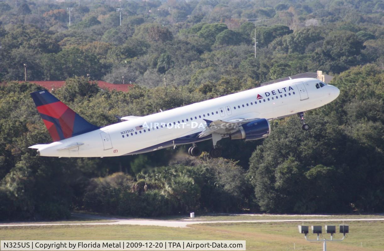 N318SW, 1986 Boeing 737-3H4 C/N 23339, Delta A320
