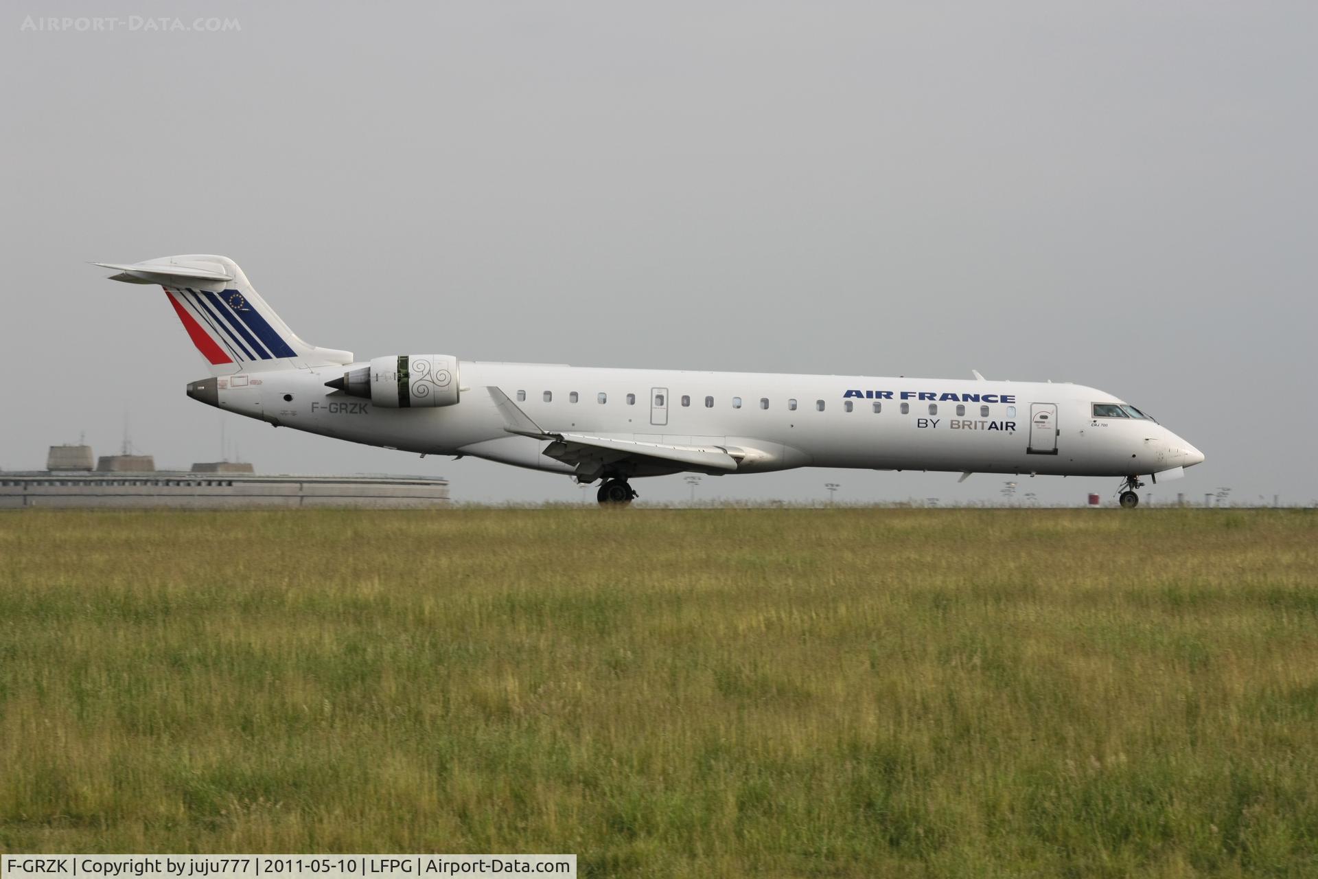 F-GRZK, 2005 Canadair CRJ-702 (CL-600-2C10) Regional Jet C/N 10198, with new Brit Air livrey