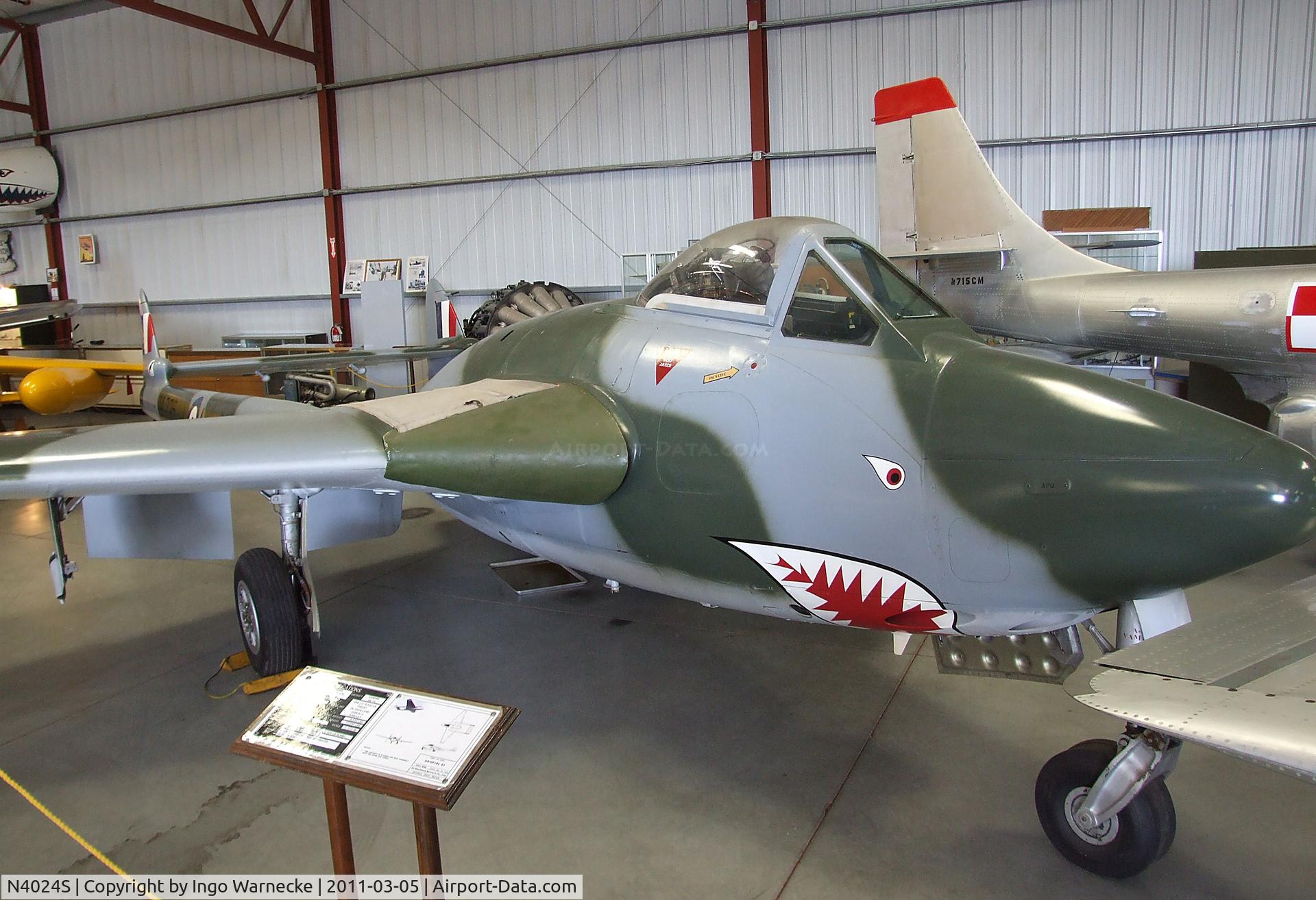 N4024S, 1951 De Havilland (FFA) Vampire FB6 (DH-100) C/N 638, De Havilland D.H.100 Vampire FB6 at the Planes of Fame Air Museum, Chino CA