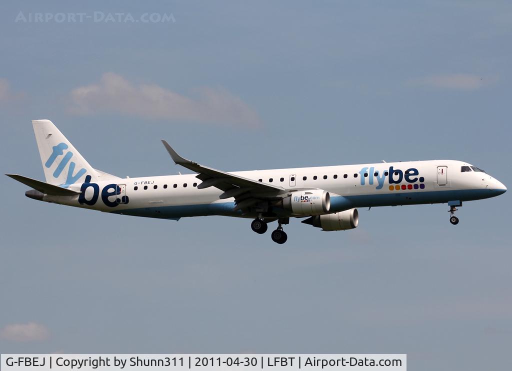 G-FBEJ, 2007 Embraer 195LR (ERJ-190-200LR) C/N 19000155, Landing rwy 20