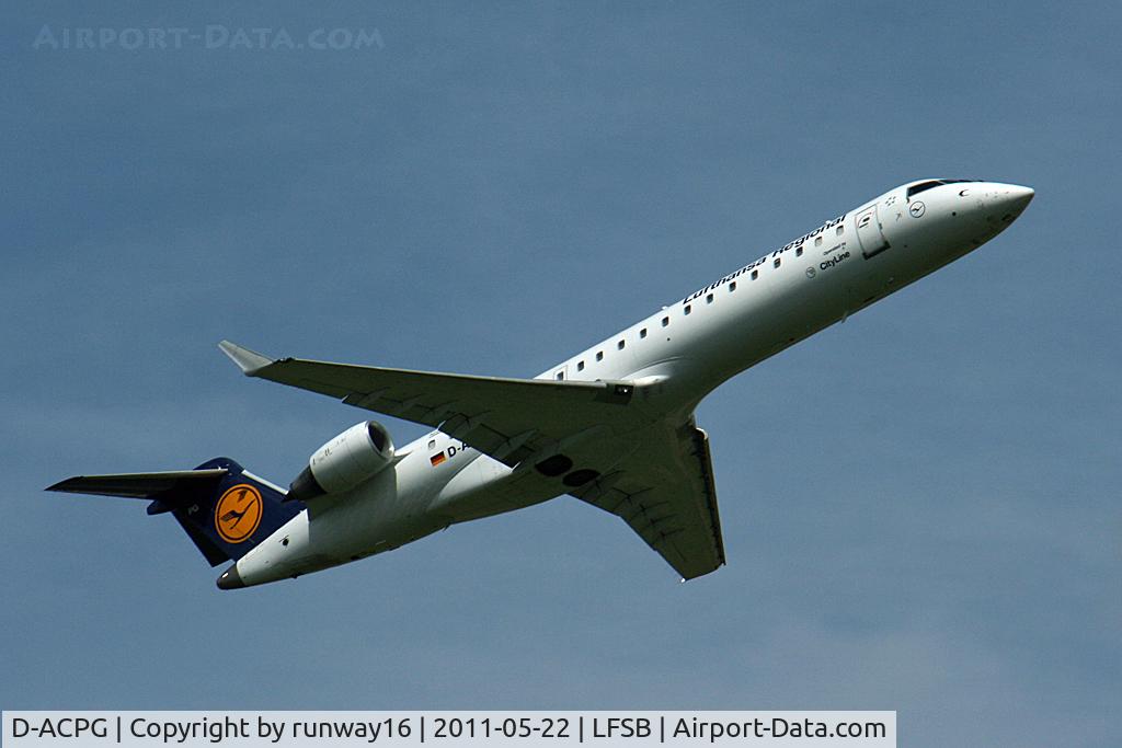 D-ACPG, 2002 Canadair CRJ-701ER (CL-600-2C10) Regional Jet C/N 10034, Daily flight to Frankfurt as LH FOUR-ALPHA-ALPHA