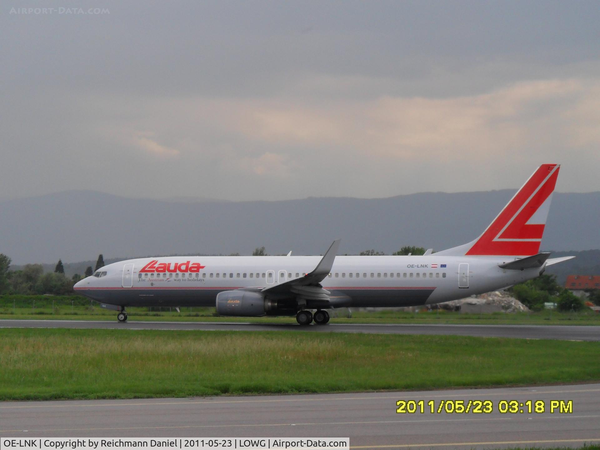 OE-LNK, 1999 Boeing 737-8Z9 C/N 28178, the good old lauda air livery :))