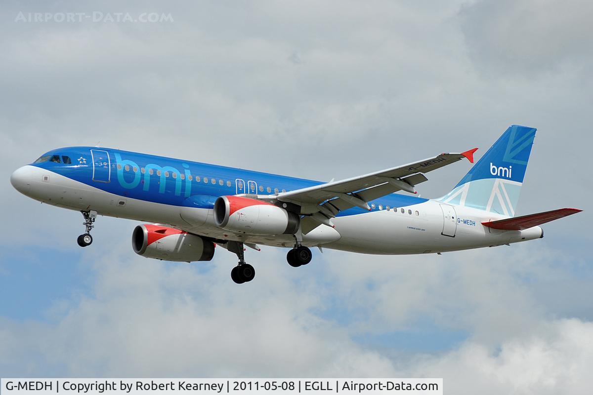 G-MEDH, 2003 Airbus A320-232 C/N 1922, Approaching r/w 27L