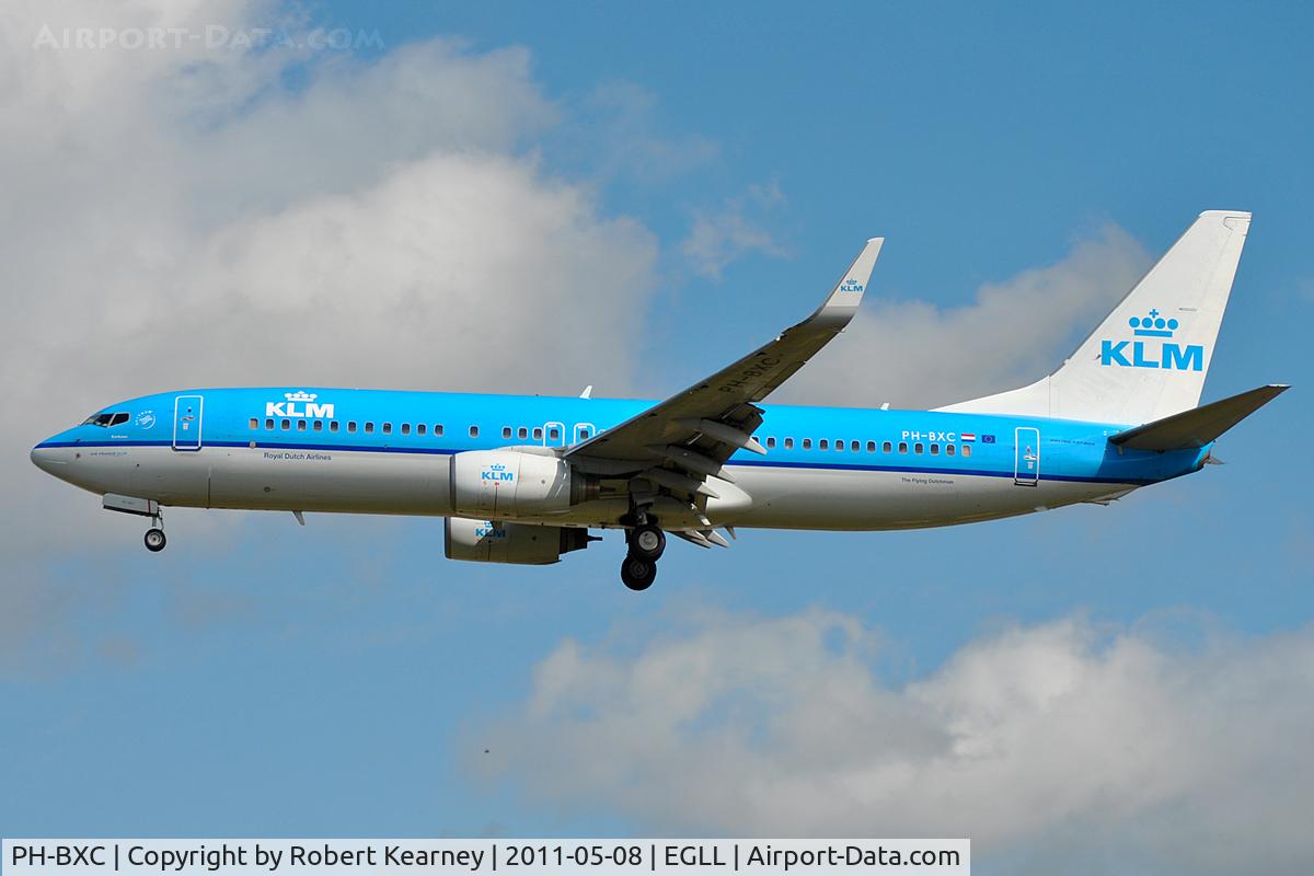 PH-BXC, 1999 Boeing 737-8K2 C/N 29133, Approaching r/w 27L