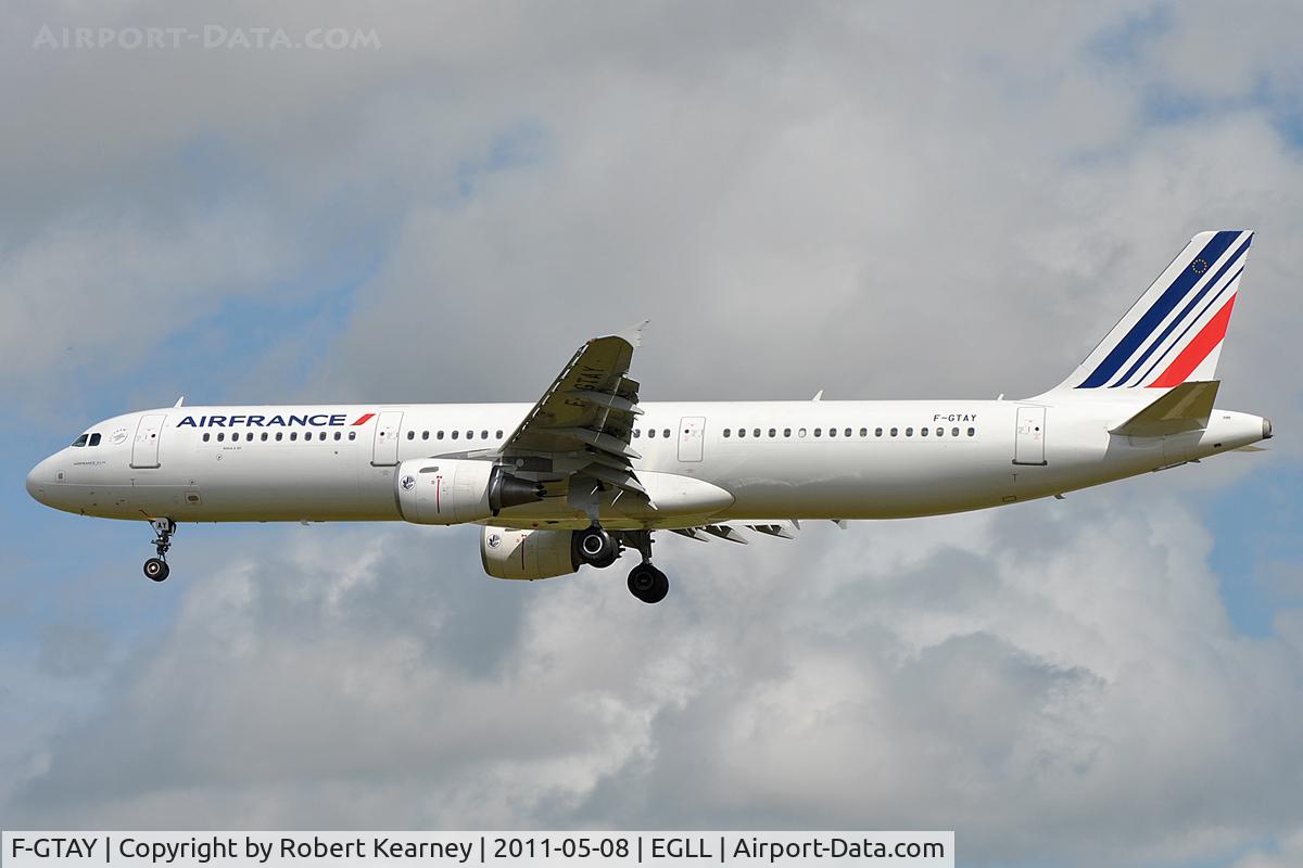 F-GTAY, 2010 Airbus A321-212 C/N 4251, Approaching r/w 27L