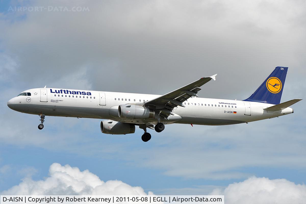 D-AISN, 2008 Airbus A321-231 C/N 3592, Approaching r/w 27L