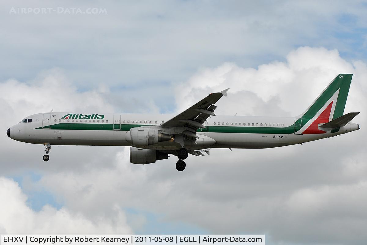 EI-IXV, 1998 Airbus A321-112 C/N 819, Approaching r/w 27L