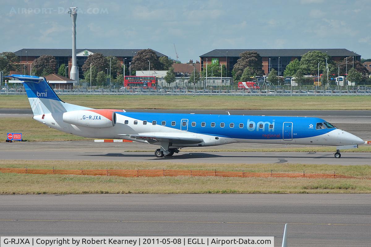G-RJXA, 1999 Embraer EMB-145EP (ERJ-145EP) C/N 145136, Taxiing to stand after arrival