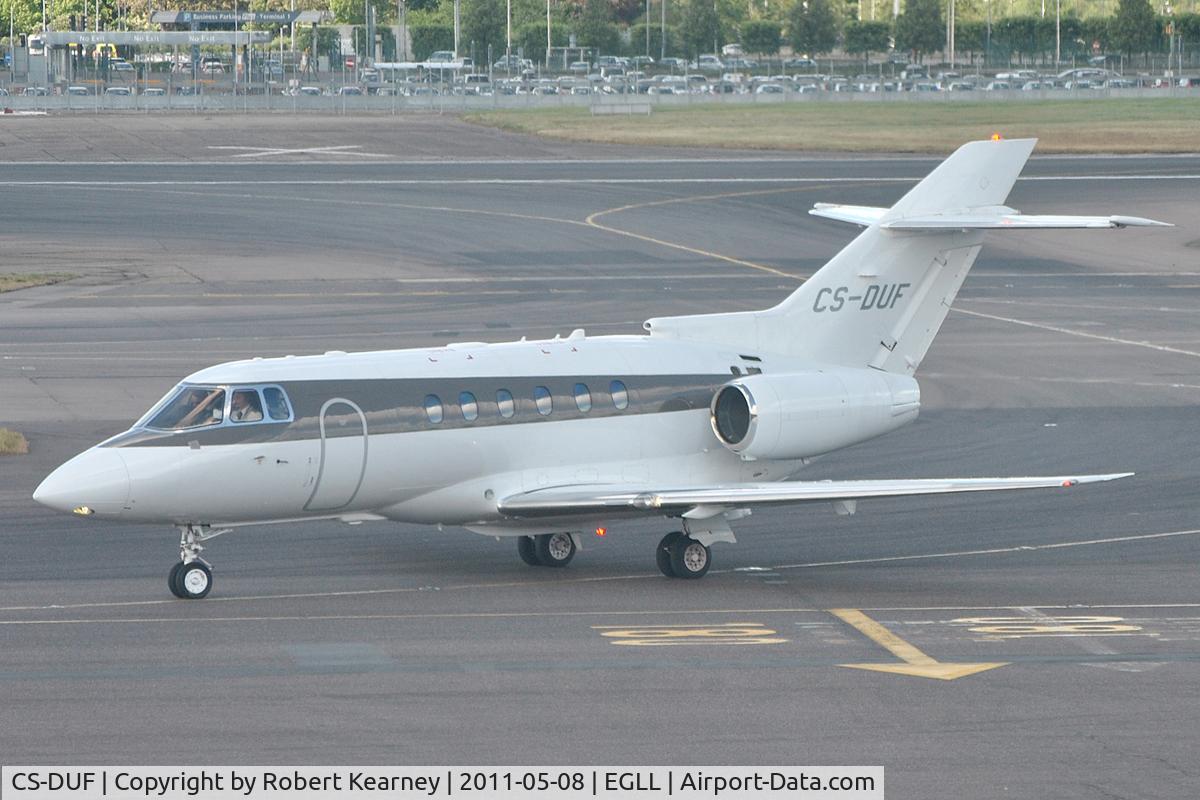 CS-DUF, 2008 Hawker Beechcraft 750 C/N HB-19, Turning off runway 27R after arrival