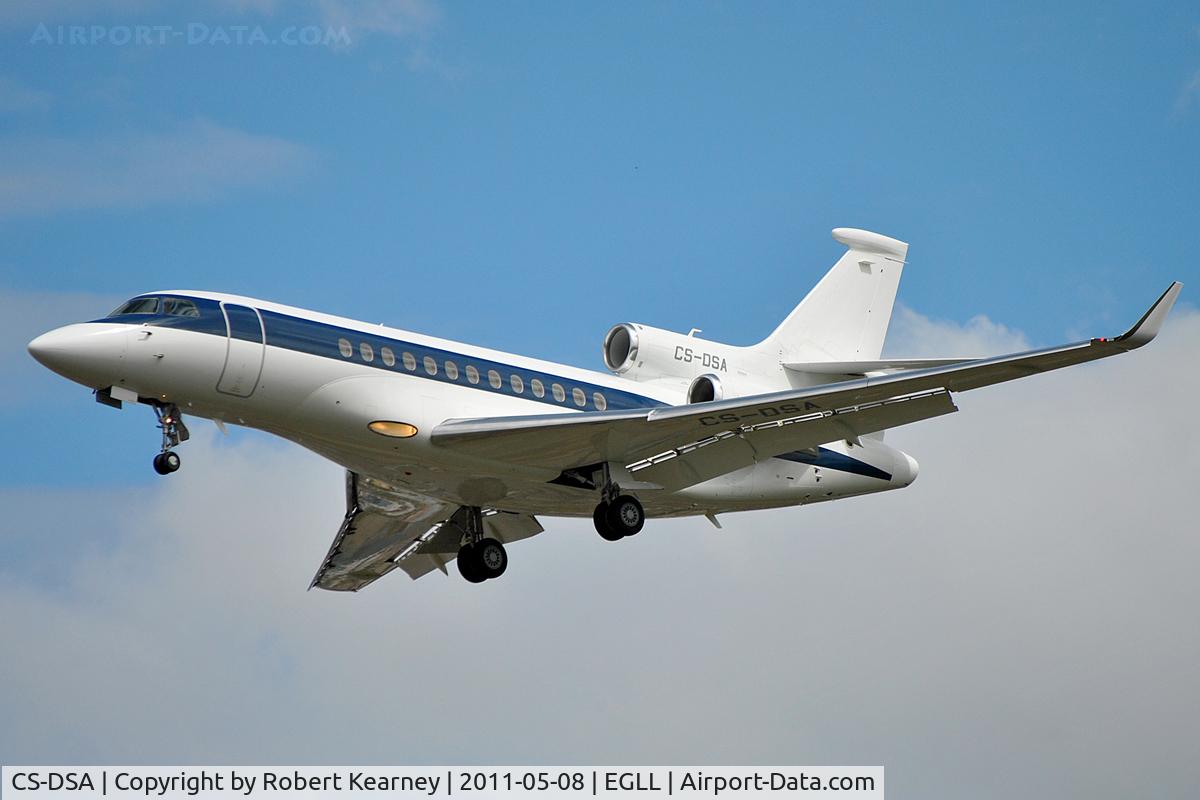 CS-DSA, 2007 Dassault Falcon 7X C/N 030, Approaching r/w 27L