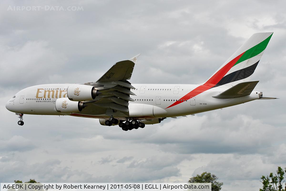 A6-EDK, 2010 Airbus A380-861 C/N 030, Approaching r/w 27L