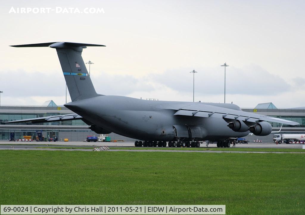 69-0024, 1969 Lockheed C-5M Super Galaxy C/N 500-0055, one of three C-5 in Dublin prior to President Barack Obama's visit