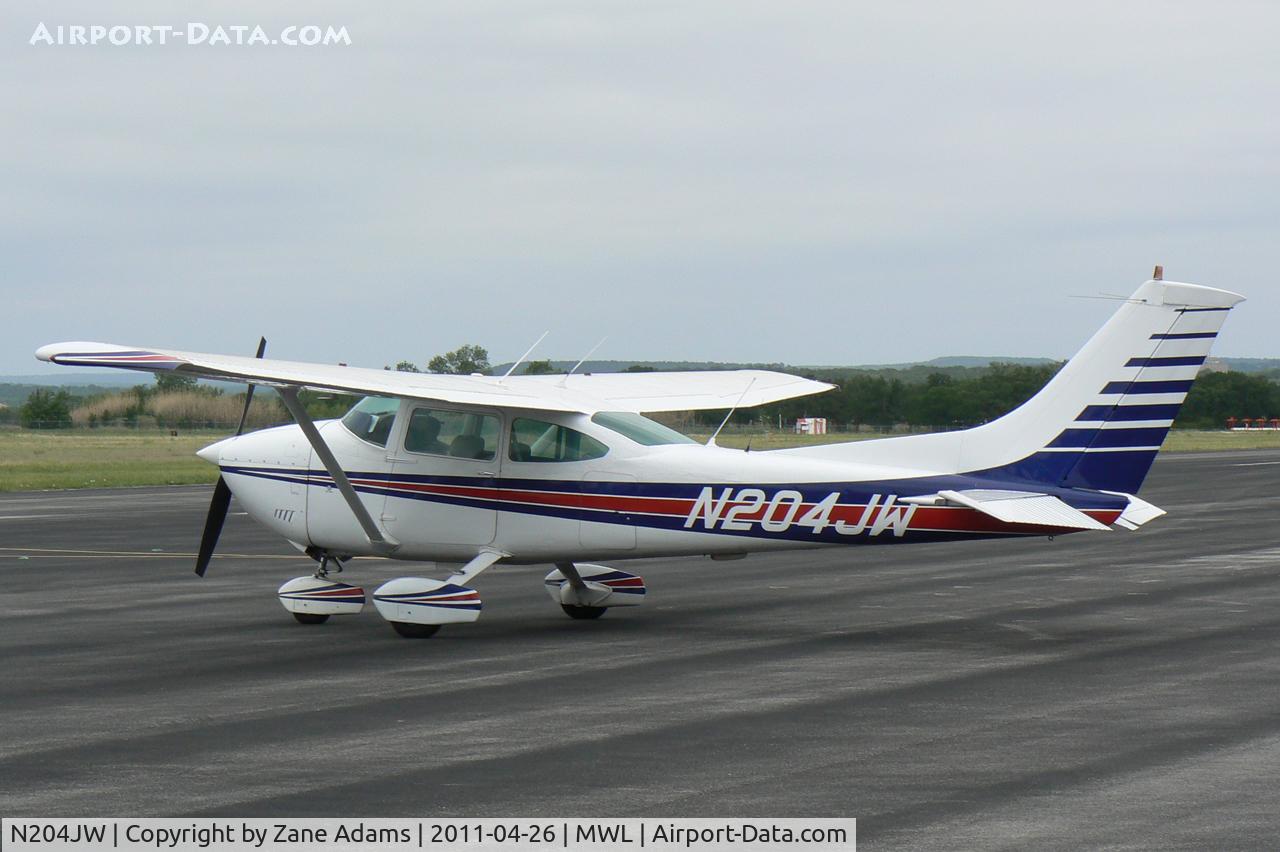 N204JW, 1976 Cessna 182P Skylane C/N 18265167, At Mineral Wells Airport